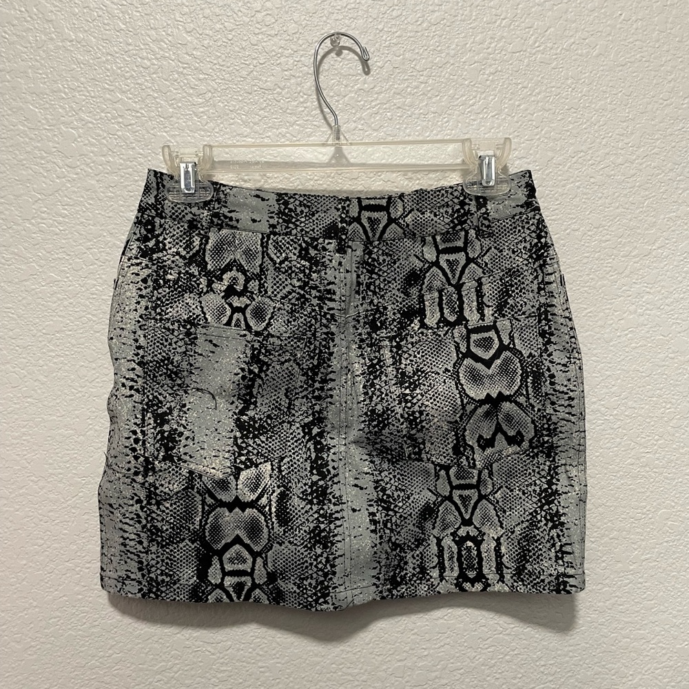Princess polly snak skin skirt